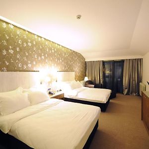 Hotel 1000 Ruza